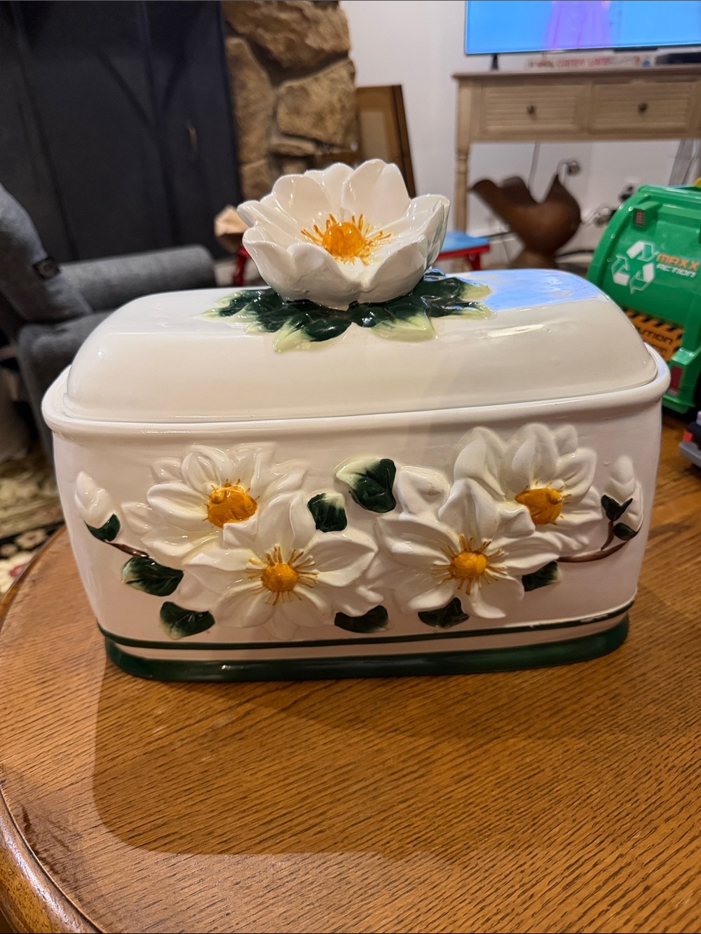 Vintage KK Merchandise Ceramic Cookie Jar or Bread Bin